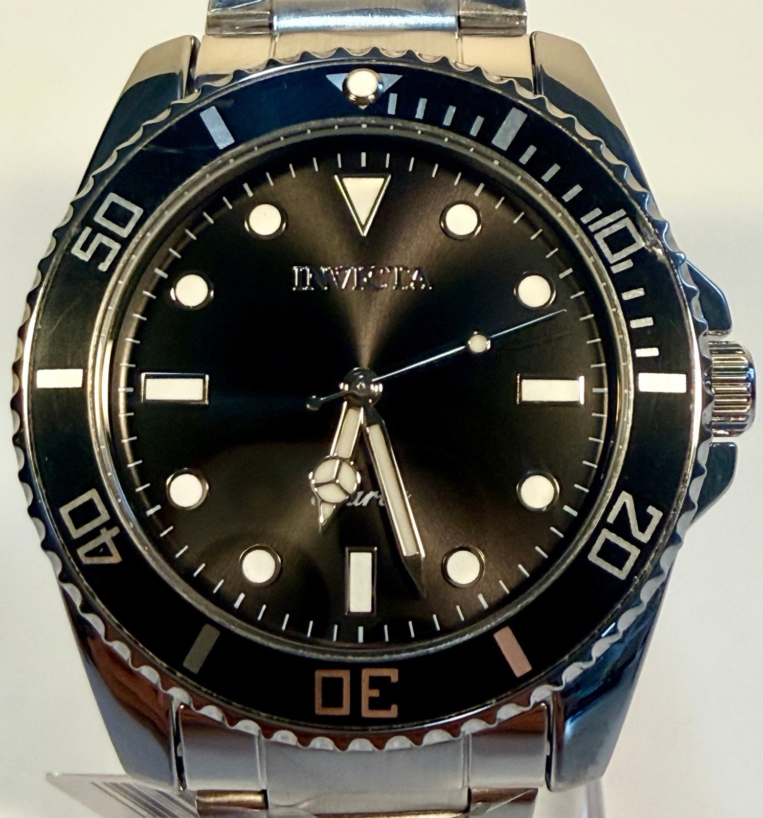 69401 Invicta Mens Pro Diver Vitreos Stainless Steel Bracelet Black Dial 42mm