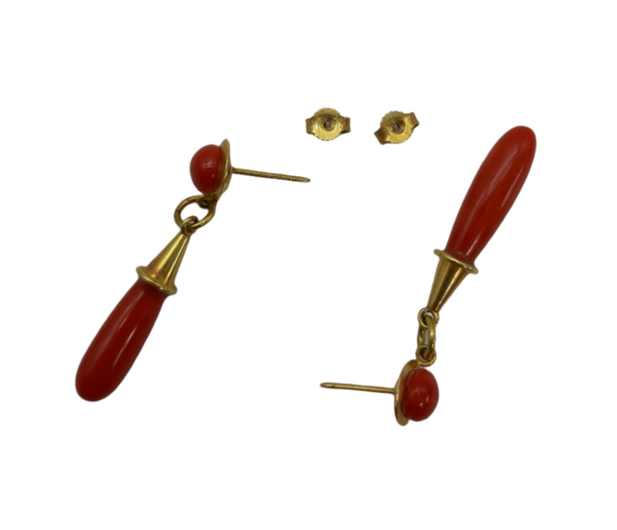 Orecchini Goccia Pendenti Corallo, Oro 750, XB282 Liverino Basilio