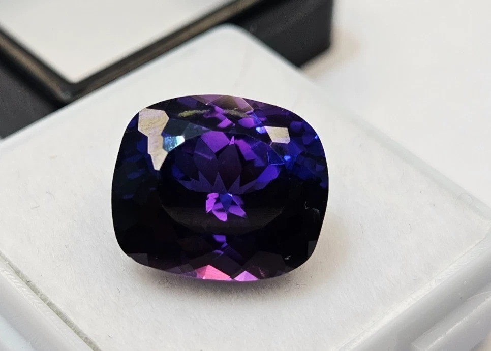 Sapphire Purple Pink Cushion Cut 8-10 Ct Natural Loose EGL Certified Gemstone