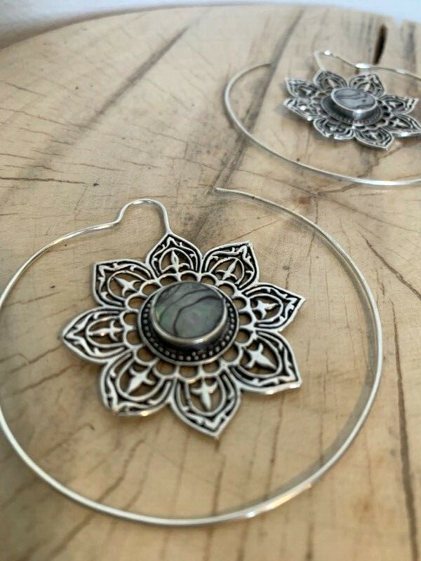 PAIR SILVER PLATED SHELL EARRINGS 18g (1MM) LARGE 2″ 5/8 INCH HOOPS PLUG HANGERS