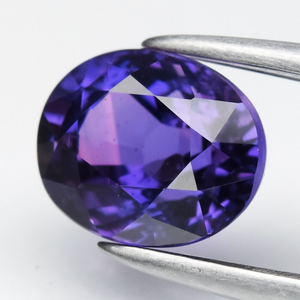 💎 1.17ct VS Oval Natural Blue Purple Sapphire – Unheated, Mozambique Gem