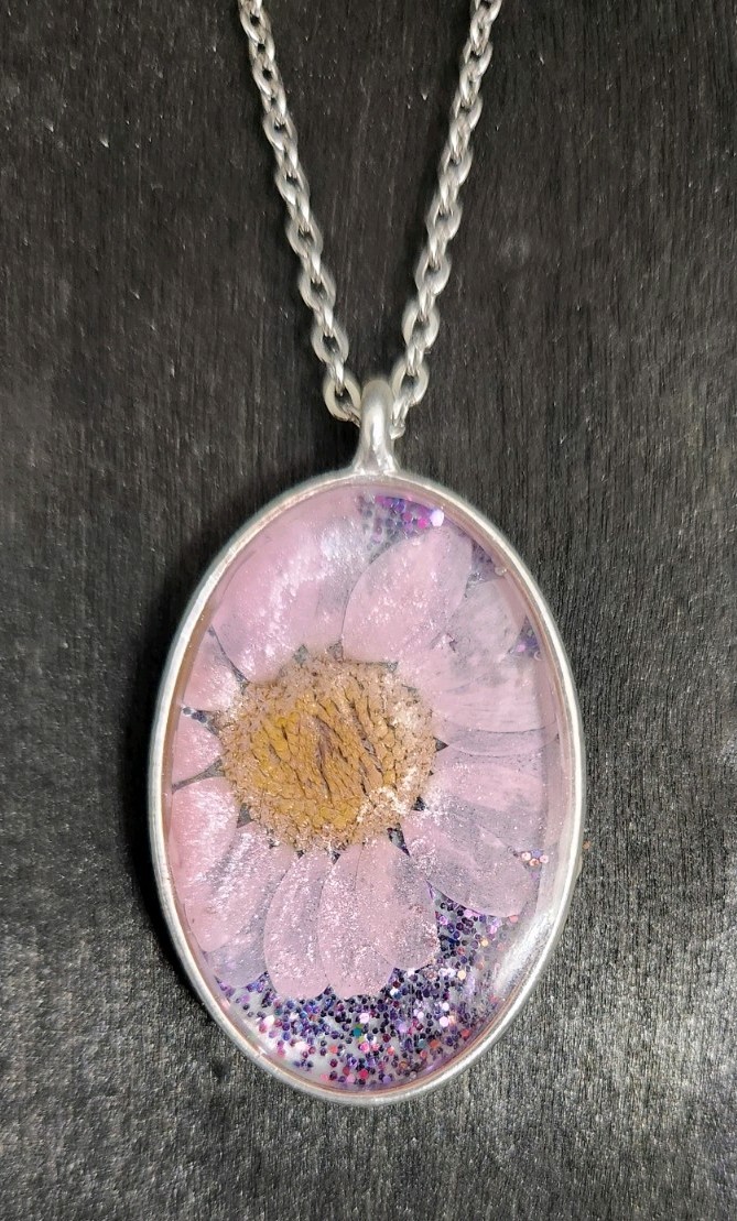 Handmade Resin Necklace – Stainless Steel Chain – Real Pressed Flower