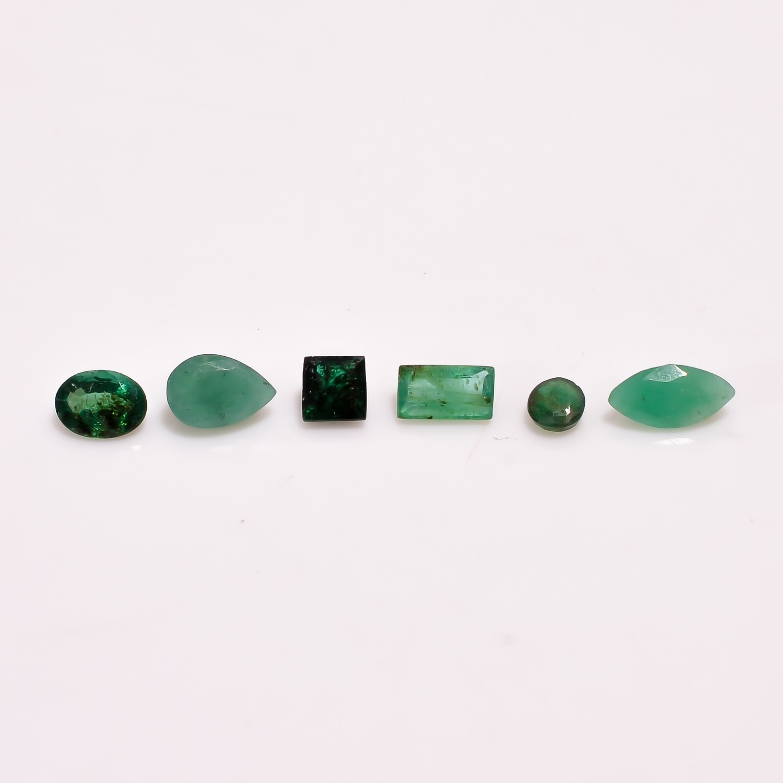 AAA+ 100% Green Emerald Mix Shape Cut Stone Loose Gemstone 80 Ct. Lot 2X2 8X6 mm