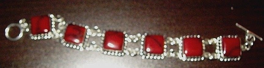 SILVER LADIES RED ONYX STONE TOGGLE BRACELET w/6 stones Mint New Approx 7 inches