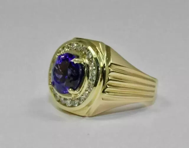 2.00 CT Round Cut Lab-Created Amethyst Men’s Wedding Ring 14K Yellow Gold Plated