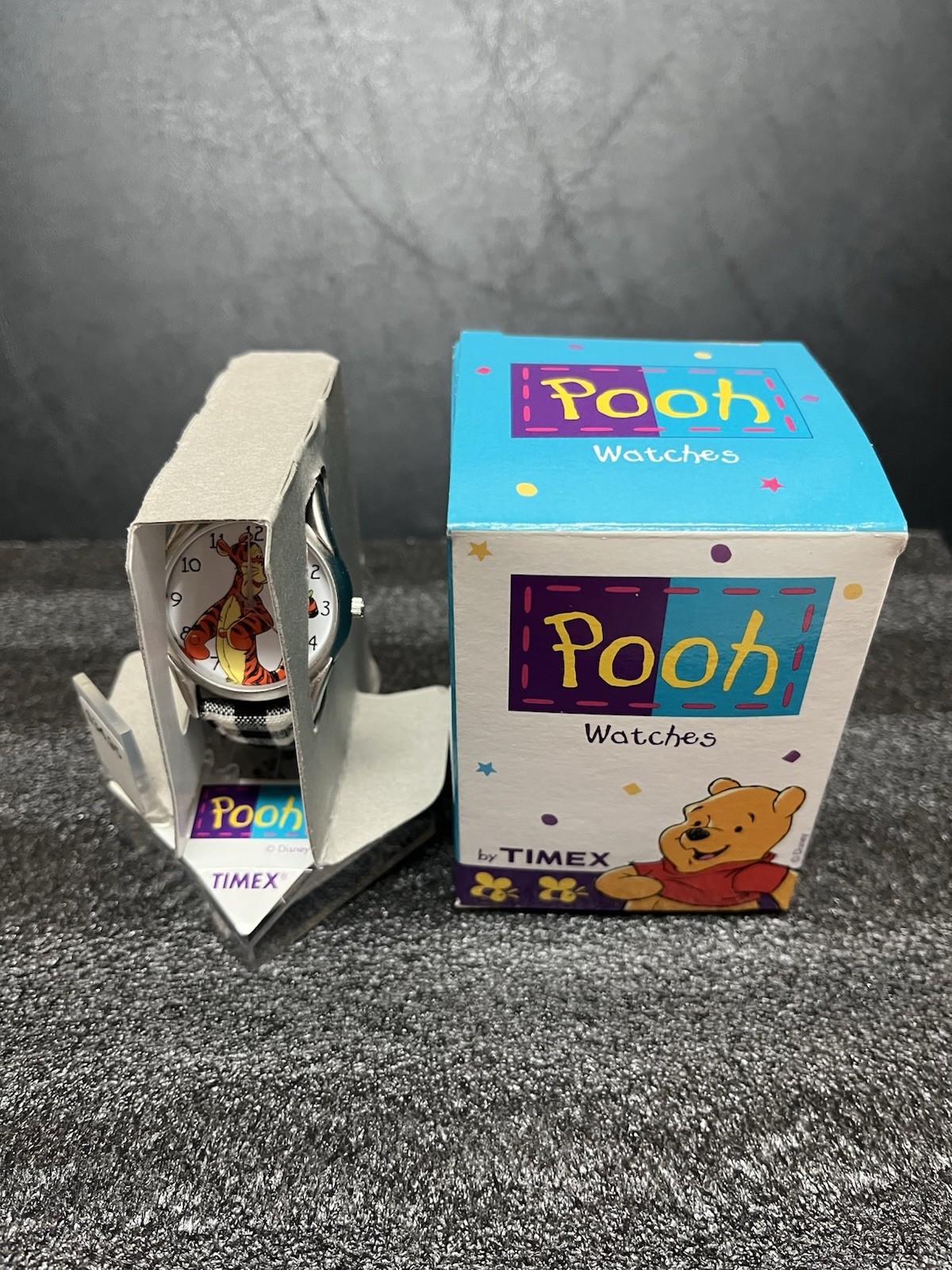Vintage Disney Timex Tigger Winnie the Pooh Watch T8901PH complete set-Untested