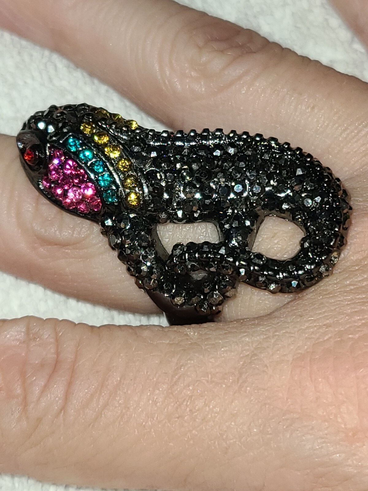 SPRING STREET COLORFUL RHINESTONE LIZARD GECKO REPTILE STRETCH RING