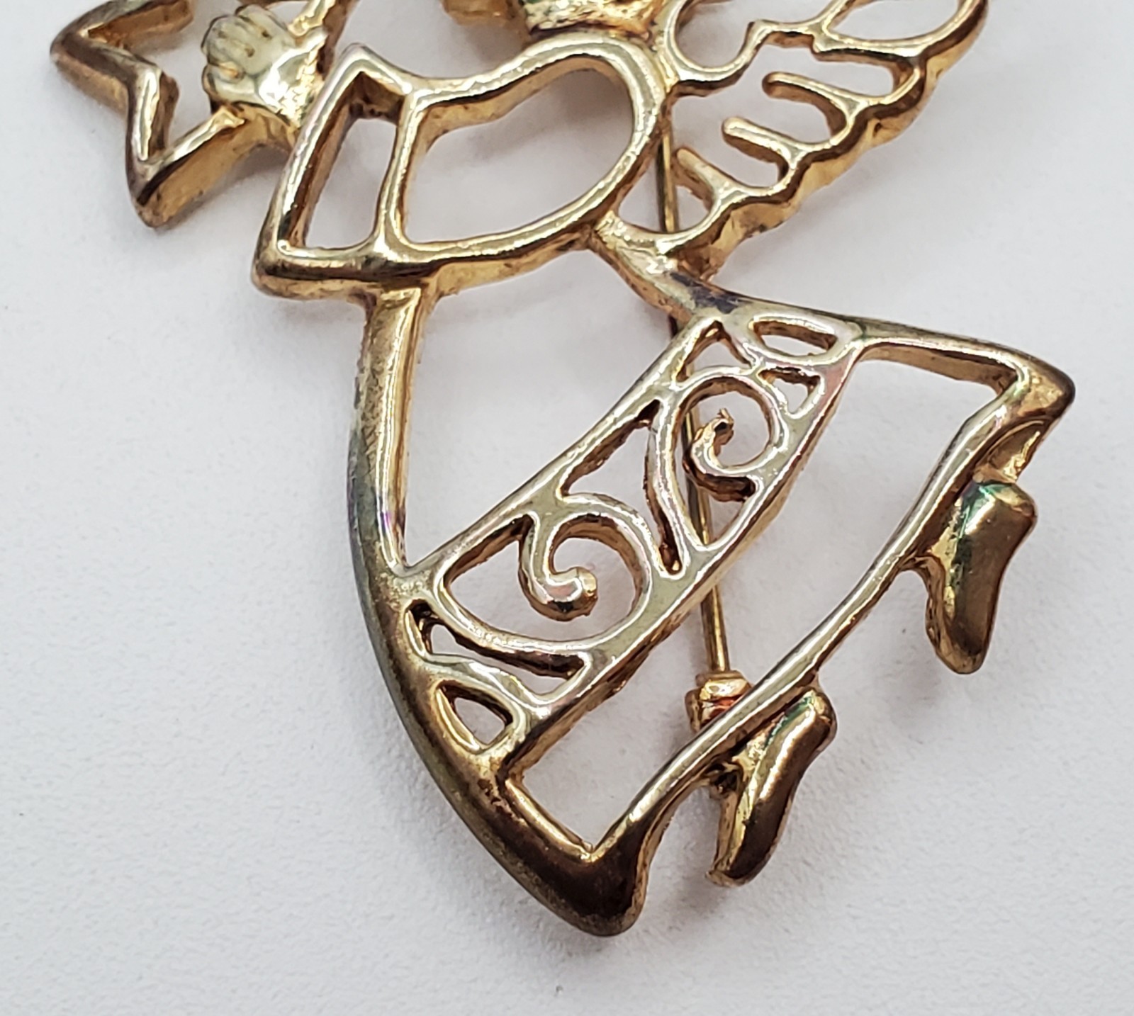 VTG Angel Brooch 2in Gold Tone Angel Star Celestial Open Work Cutout Estate Pin
