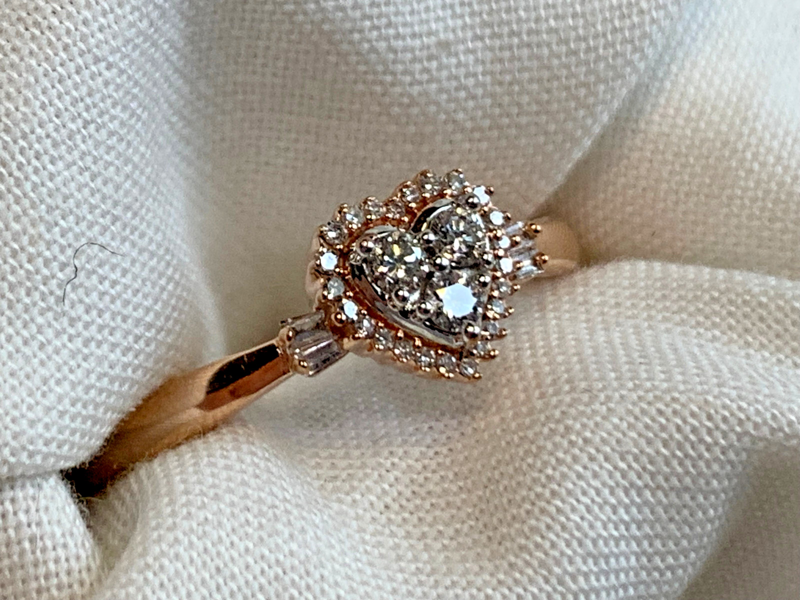 10K Rose Gold Diamond Heart Ring 2.29g Fine Jewelry Size 8.5 Band *READ*