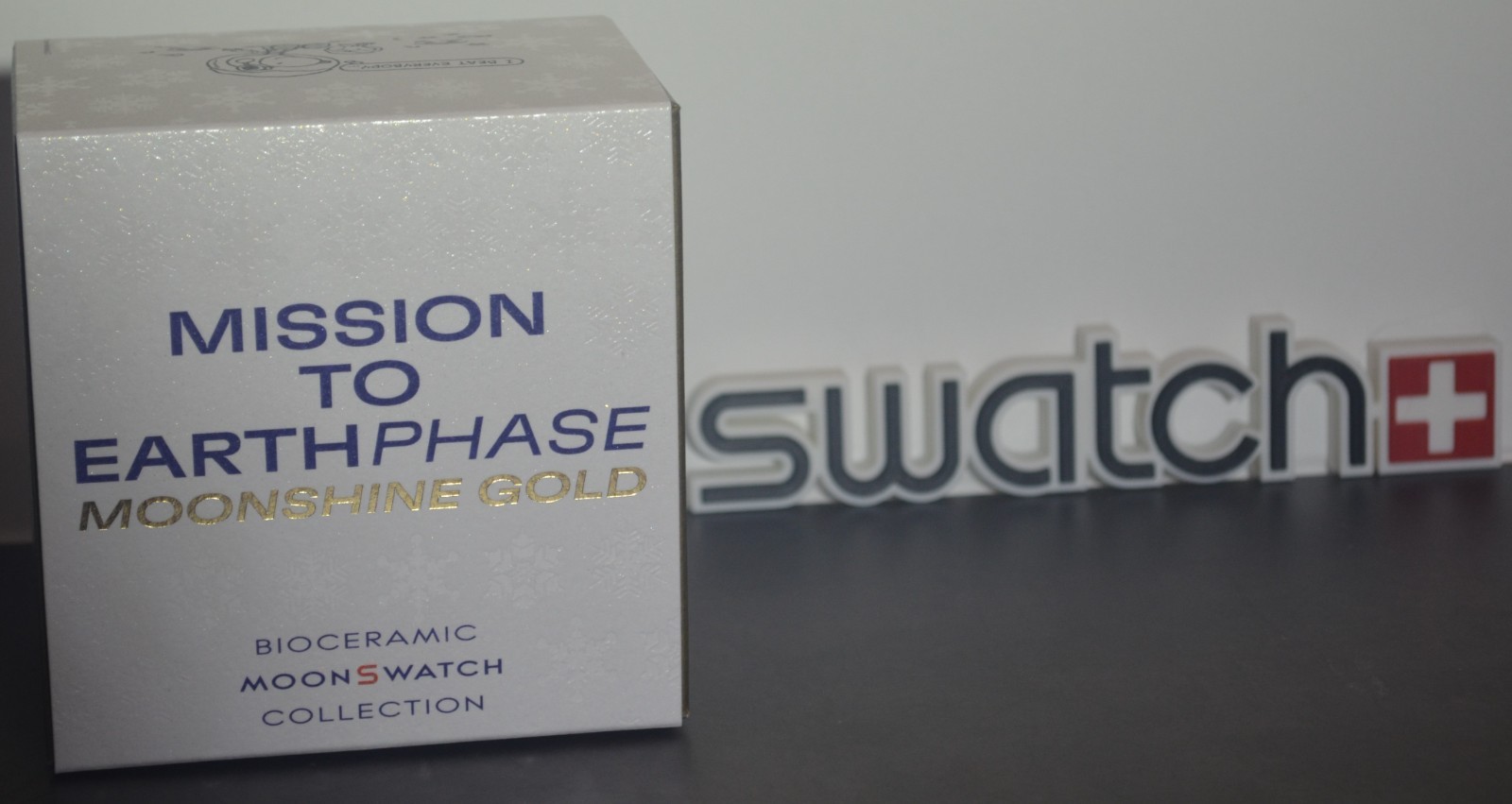 MISSION TO EARTHPHASE – MOONSHINE GOLD SO33W701L – COOL MOON – RARE NLA