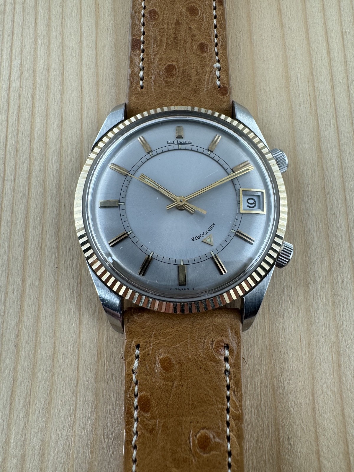 LECOULTRE MEMOVOX ALARM DATE STAINLESS STEEL AND GOLD-CAP 35MM HAND-WIND RARE!