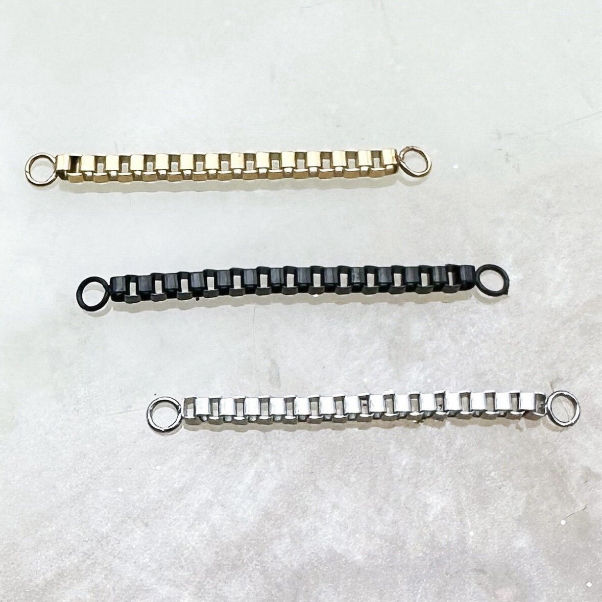 Titanium Box Chain Nose / Ear Piercing Chain. Gold, Silver, Or black.