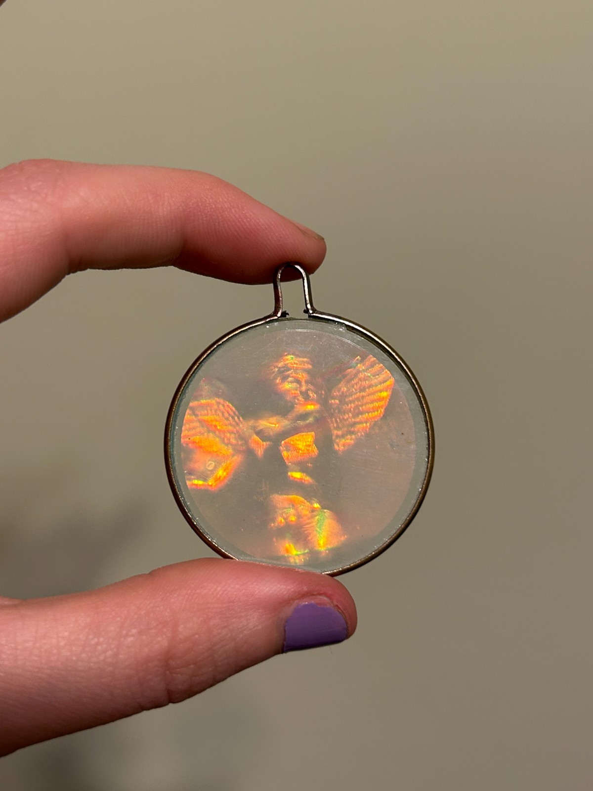 Vtg 3D Holographic Hologram Necklace Round Pendant Only Angel Cherub No Chain