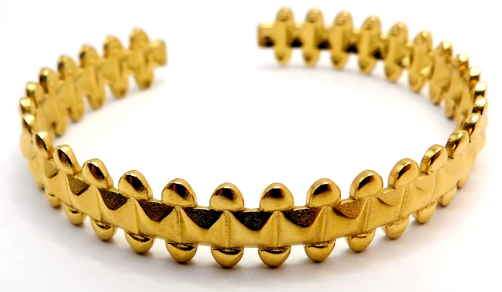 PVD Gold Plated 304 Stainless Steel Textured Bangle Cuff Bracelet 10mm