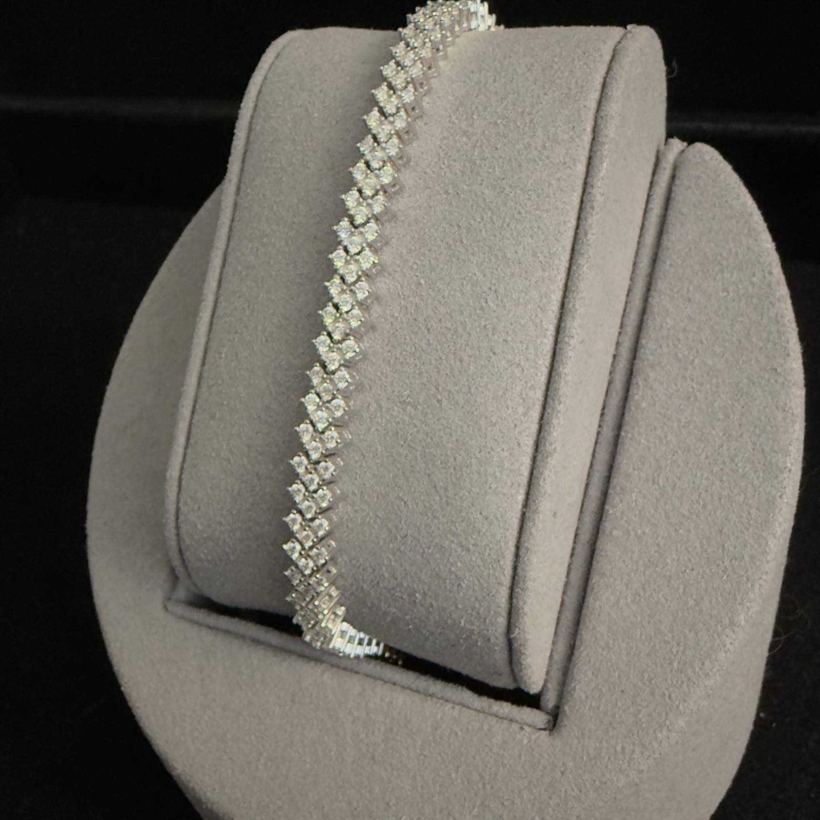 5mm 8in Genuine Moissanite Chevron Tennis Bracelet 2.9CTW~Retails$ 960.00