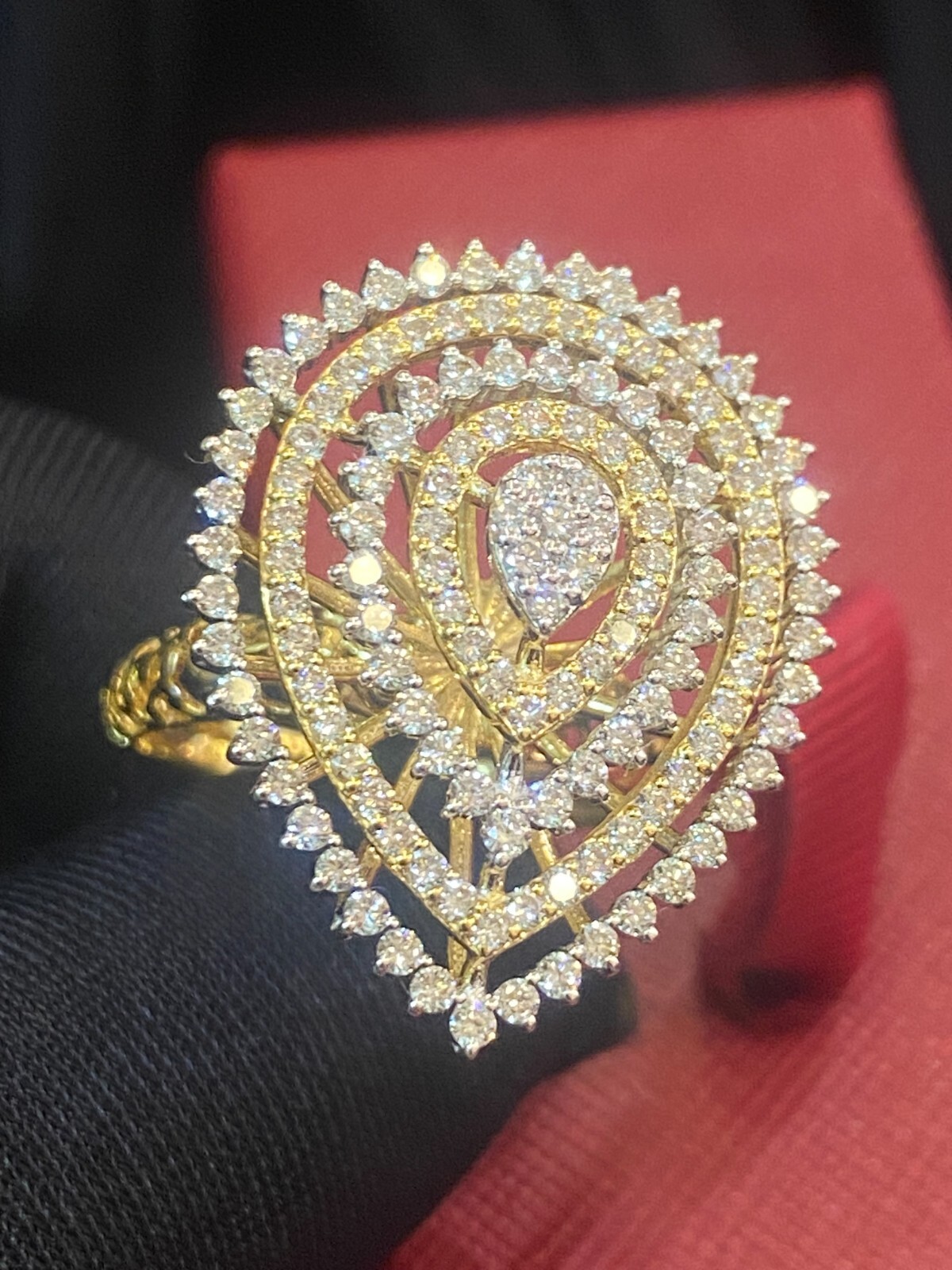 Stunning 1.90 Cts Round Brilliant Diamonds 4-Row Halo Wedding Ring In 14K Gold