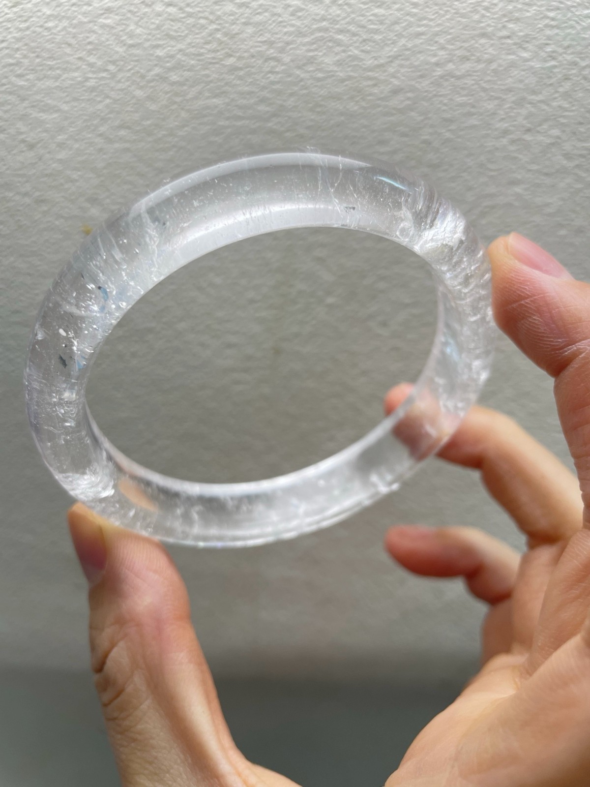 61mm Natural White Crystal Quartz Crystal Bangle AAAA