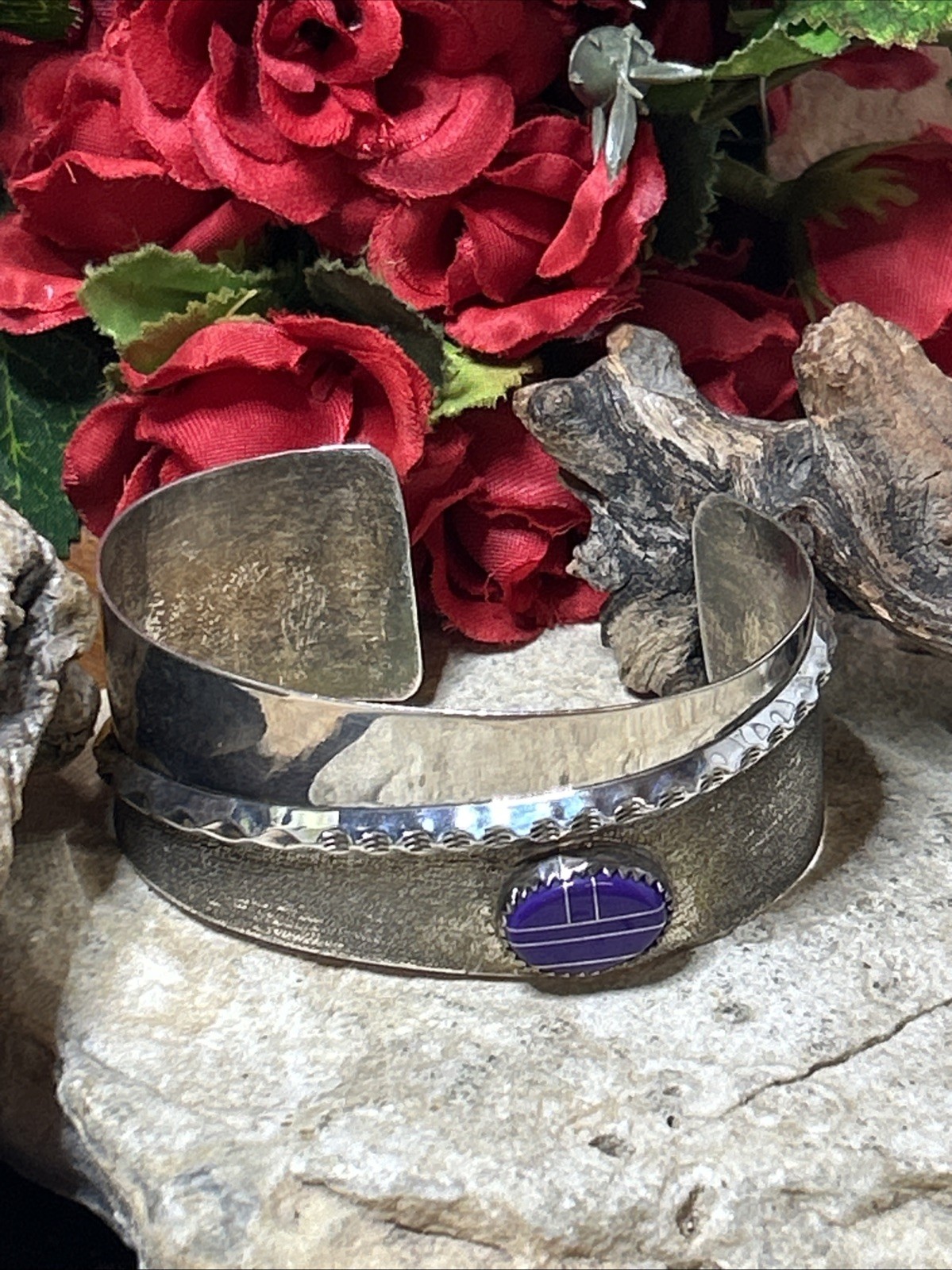 53. Vintage Navajo 925 Sterling Purple Sugilite Cuff Bracelet 6 3/4″, 28.5g