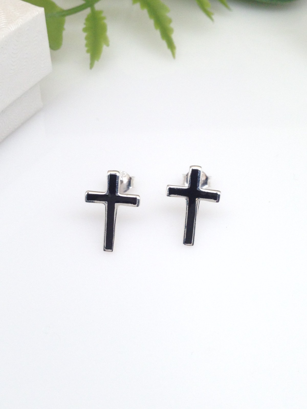 925 Sterling Silver Black Agate Long Cross Stud Earrings Men Women 14.5mm/0.57″