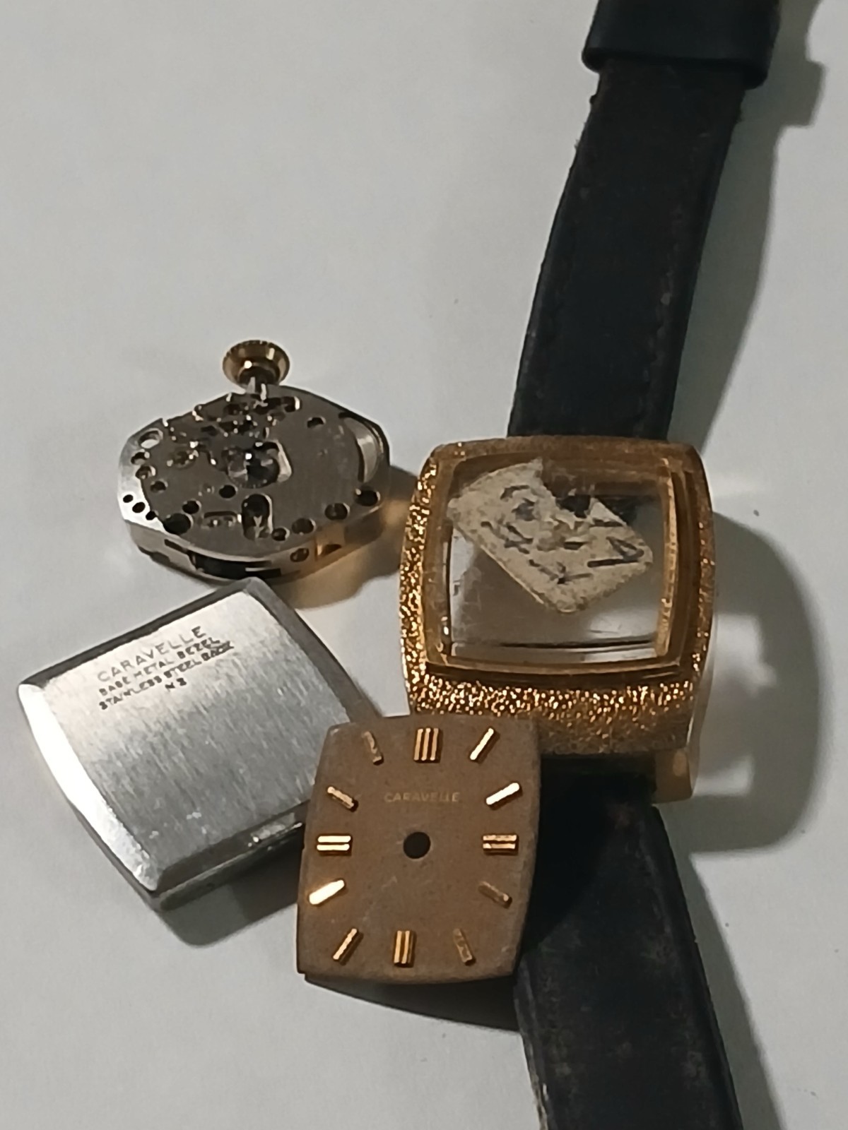 Ladies Caravelle FF 69-21 Manual Wind Watch W/complete Movement Not Running
