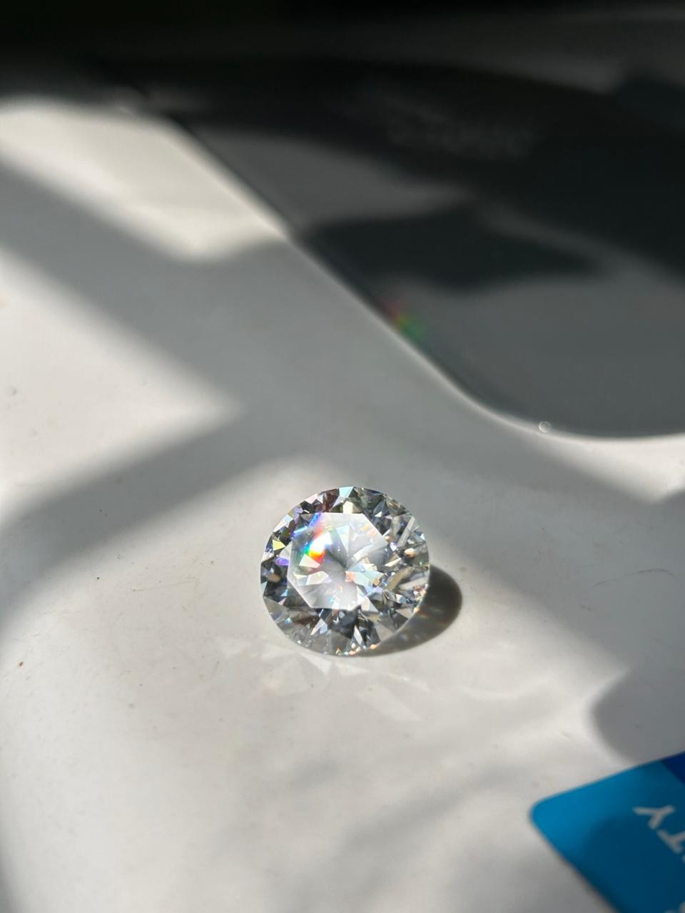 IGI Certified, Lab-Grown 3.01 Ct CVD Diamond 9.50 mm Round D VVS1 Clarity