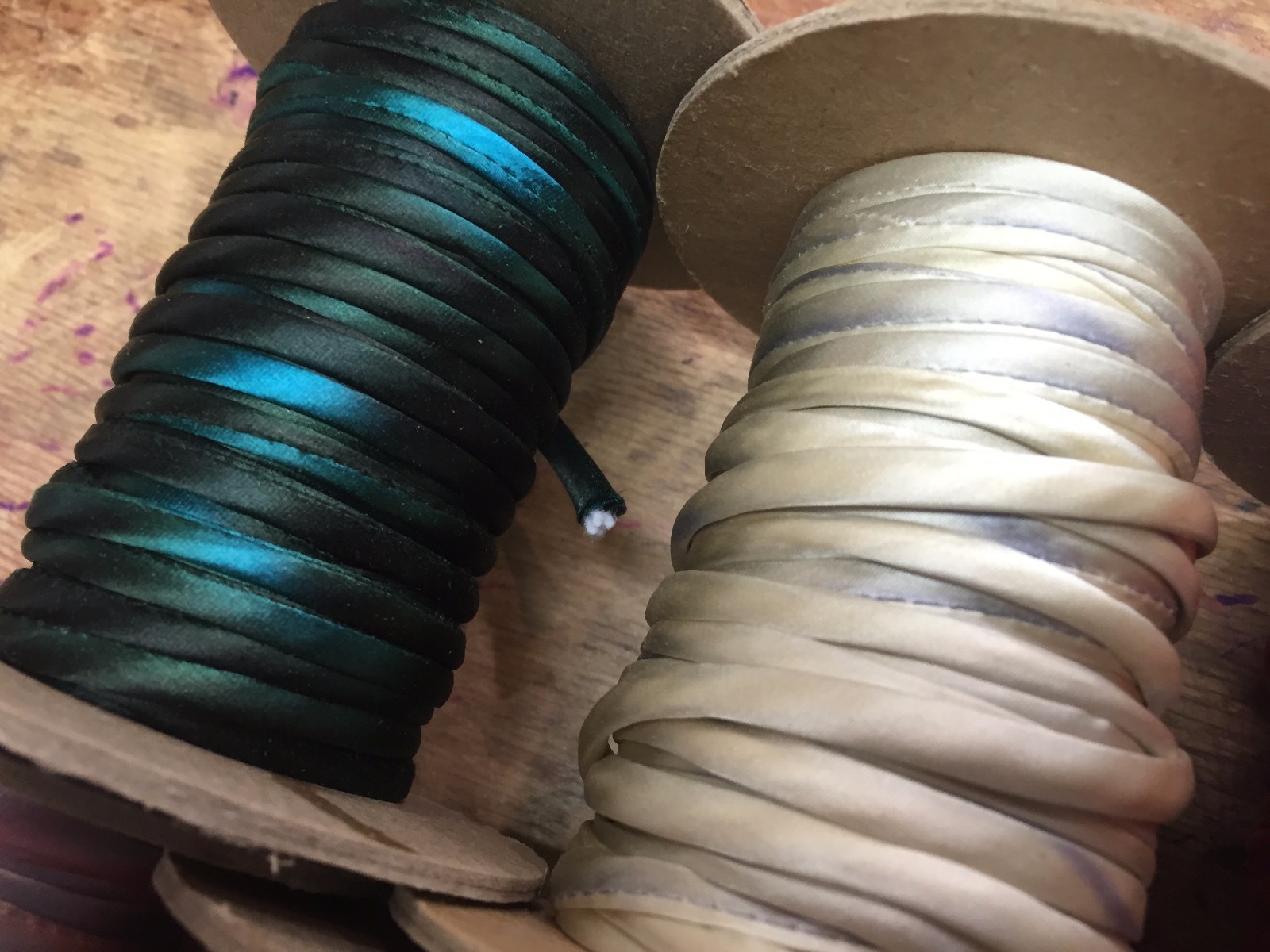 silk satin piping tubing hand dyed 1/8″ bias 1yd USA