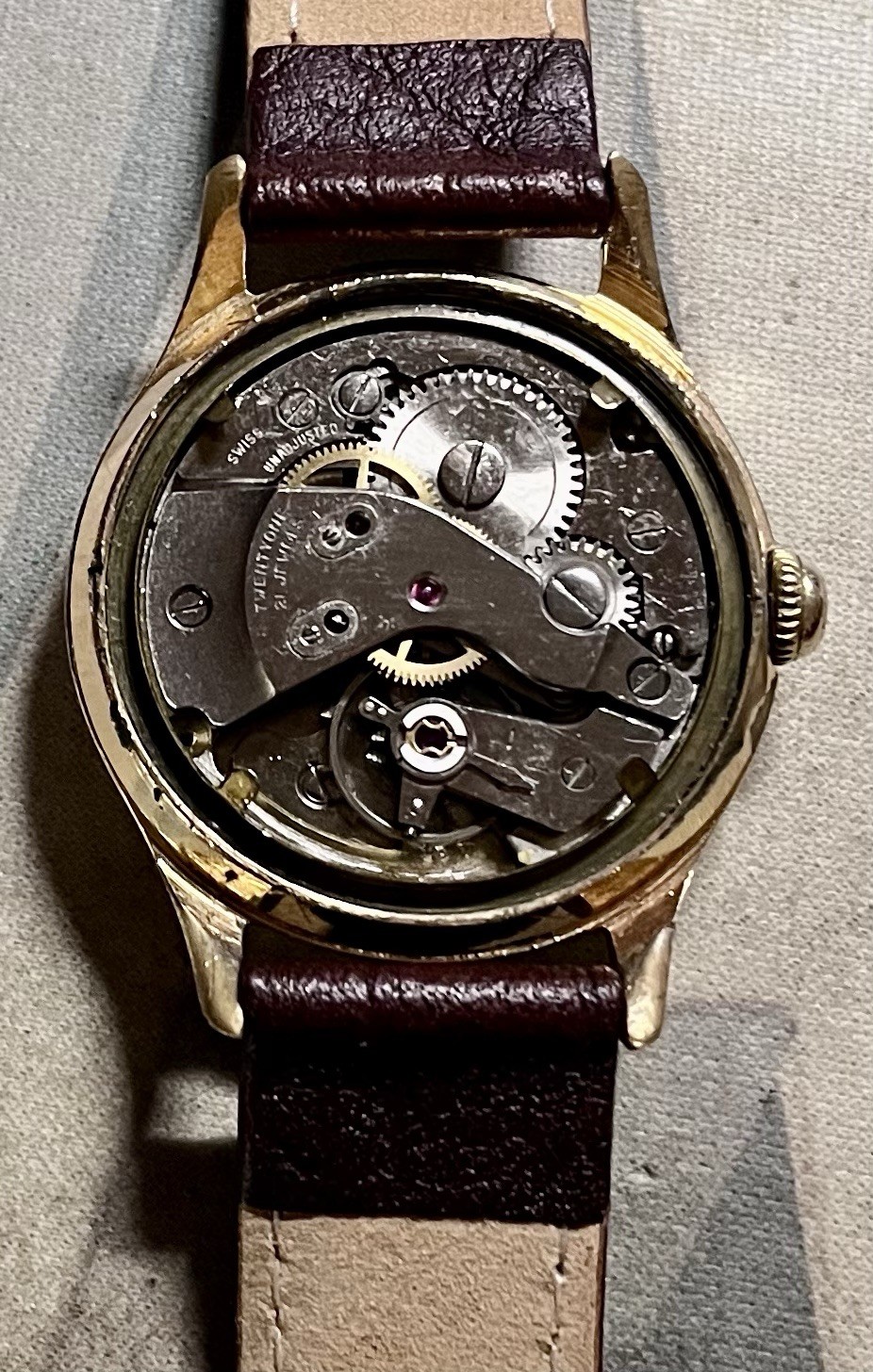 Vintage Regina 17 Jewels Watch (🇨🇦 Omega)