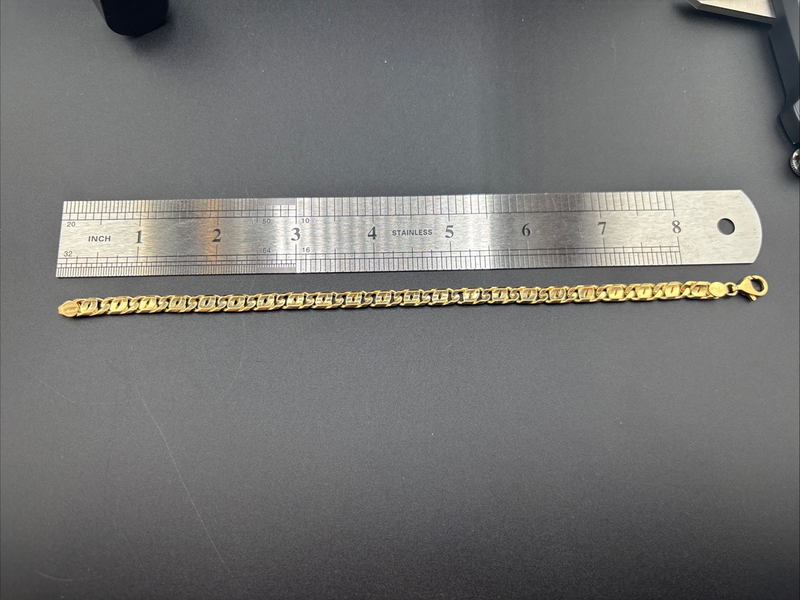18K Solid Yellow Gold Italian Link Bracelet 21.78 Grams 6.2 MM 9.5 Inch