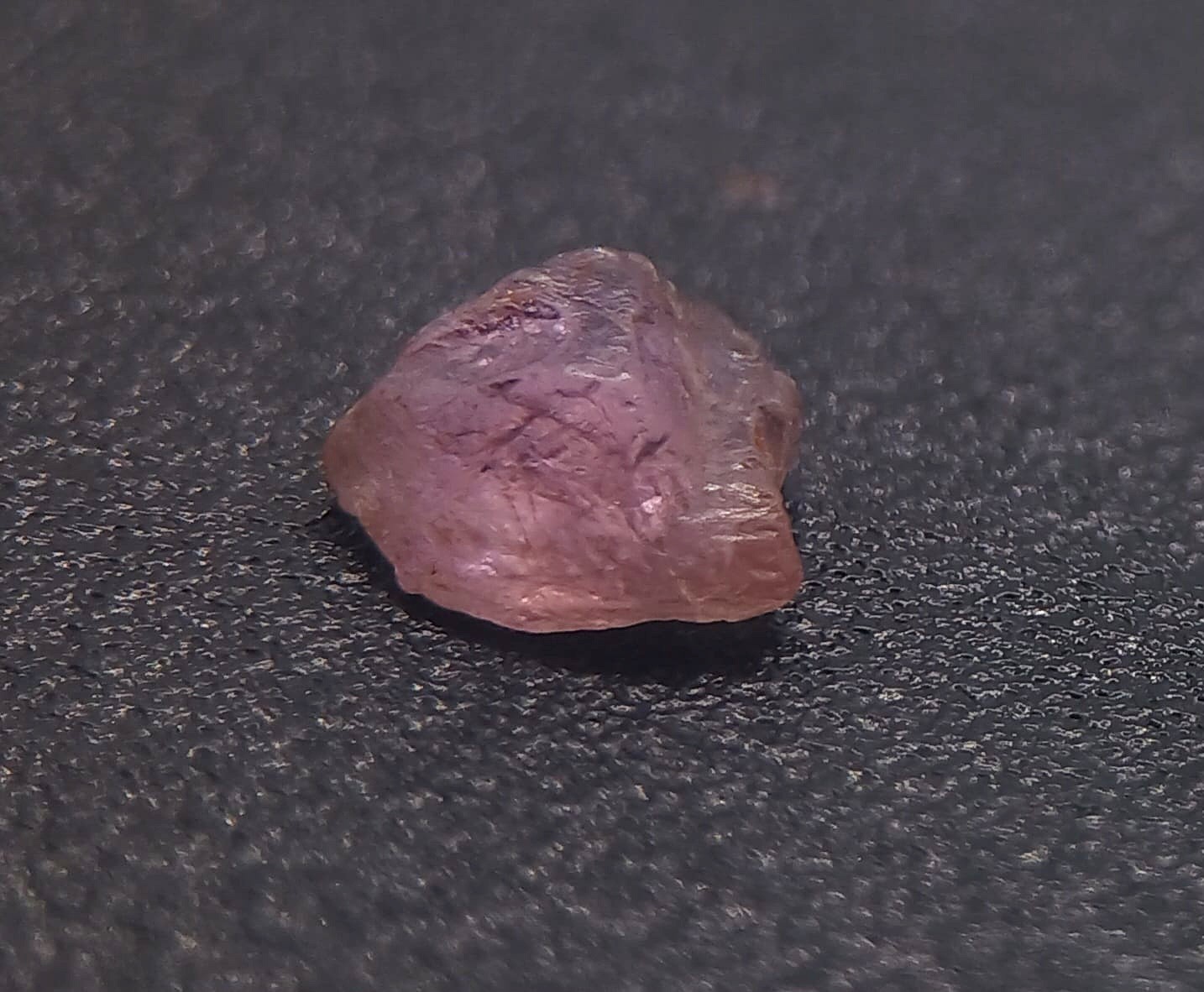 NATURAL AUSTRALIAN Rough Fancy Vivid Lavander Purple Pink Sapphire 1.08ct Unheat