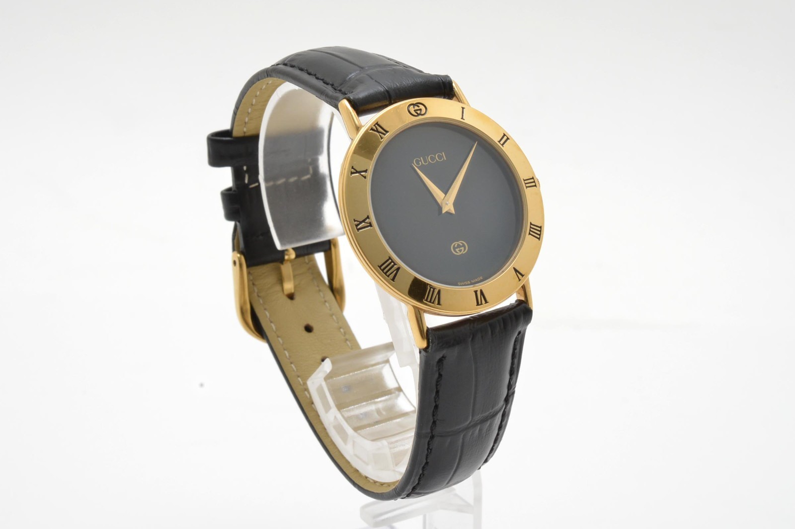 GUCCI 3000M Quartz Men’s Watch Black Dial Gold Roman Bezel Swiss Made