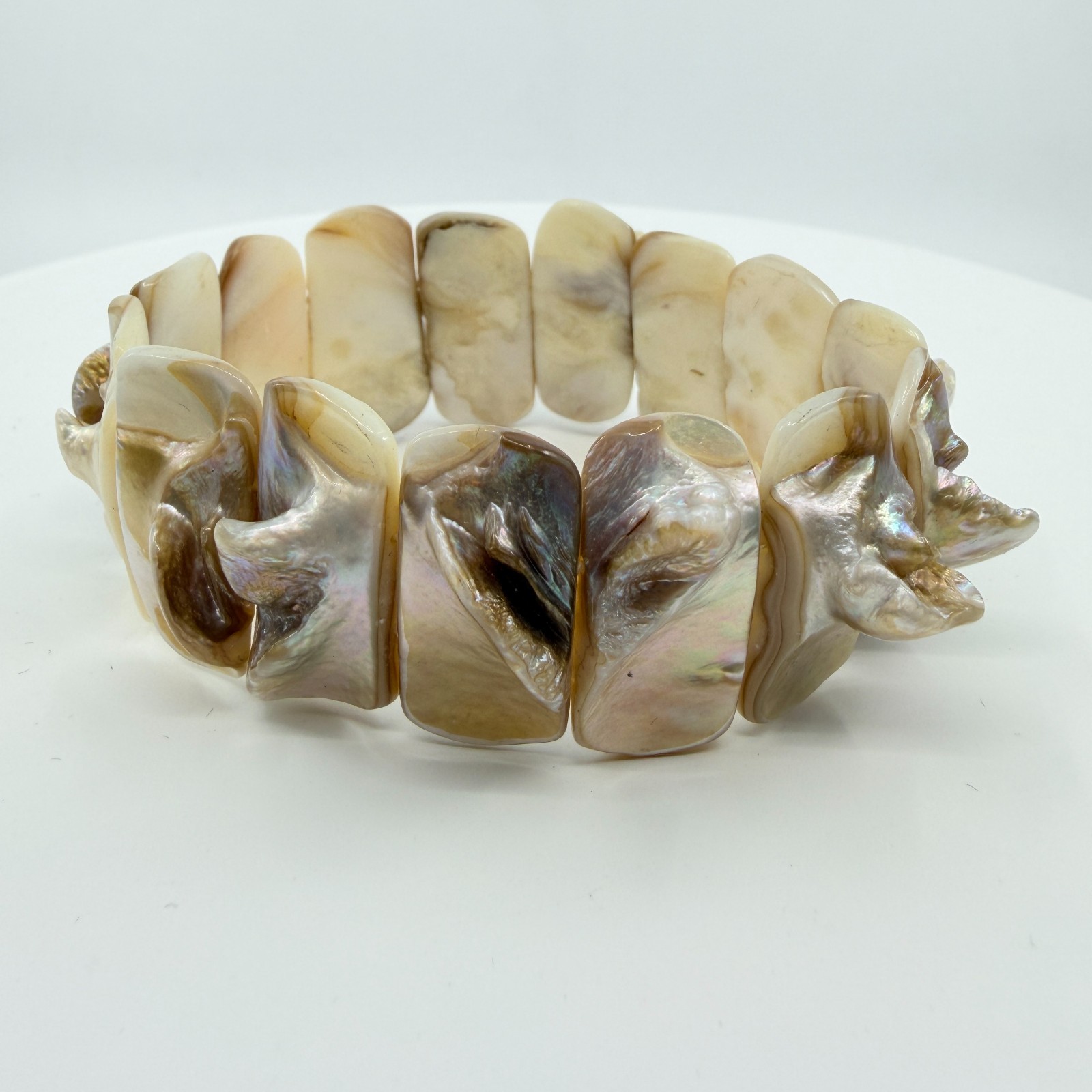 Vintage Mother of Pearl Shell Statement Bracelet Iridescent Coastal Chic Stretch