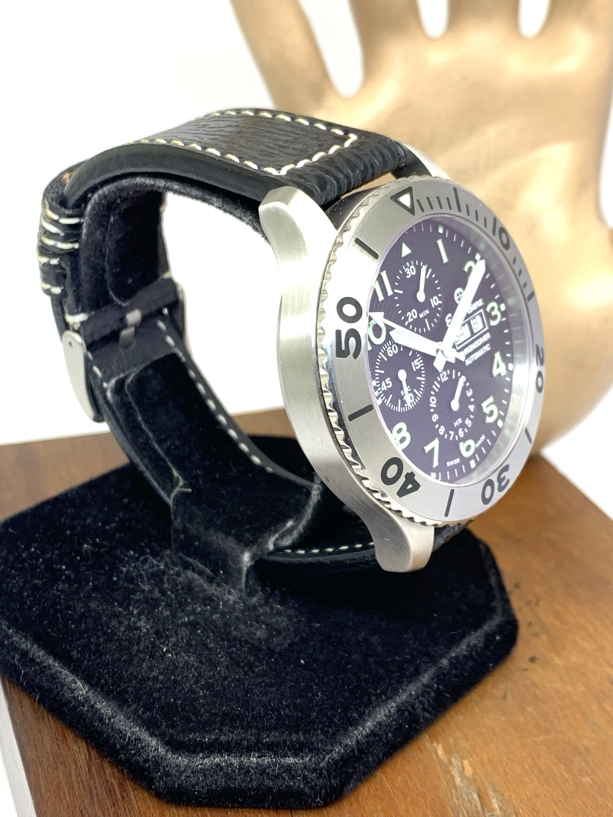 Ernst Benz Men’s Watch GC10721 Chrono Diver Swiss Automatic Black Dial 47mm