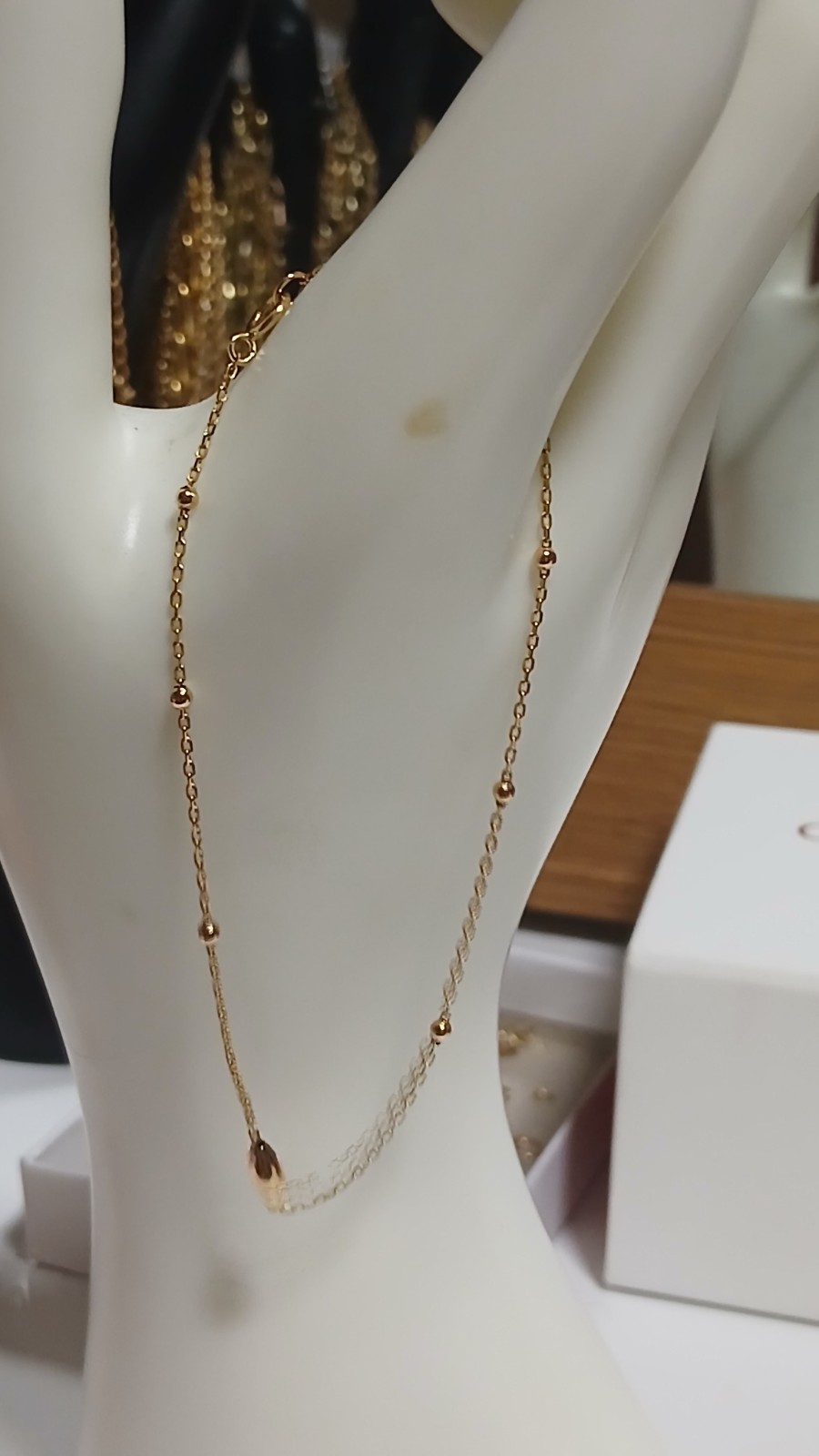 9ct Yellow Gold Bracelet.