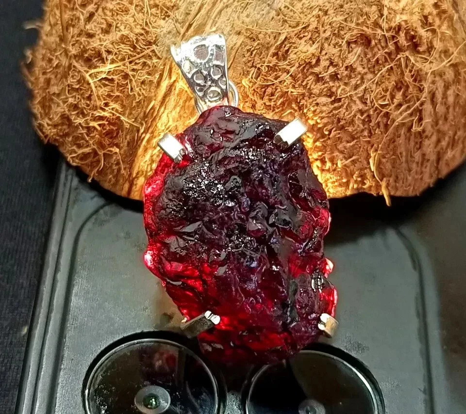 Certified 125 Ct+ Natural Painite Raugh Shape 925 Solid Silver Pendant Gemstone