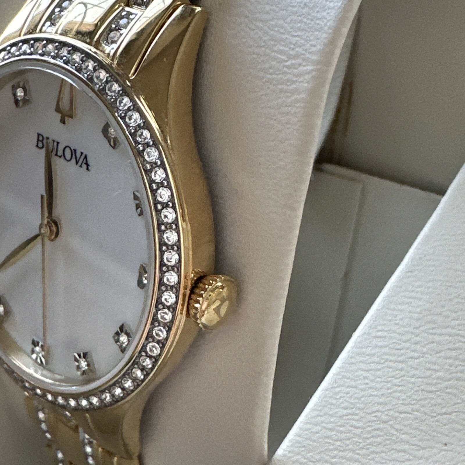 Bulova Box Set with Bangle Bracelets And Crystal Ladies Watch 98X119
