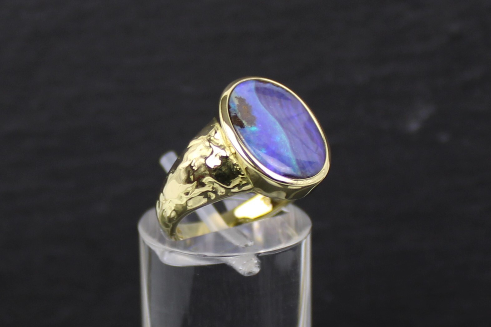Opal Ring, 18ct Yellow Gold 750 Opal Ring, Australia