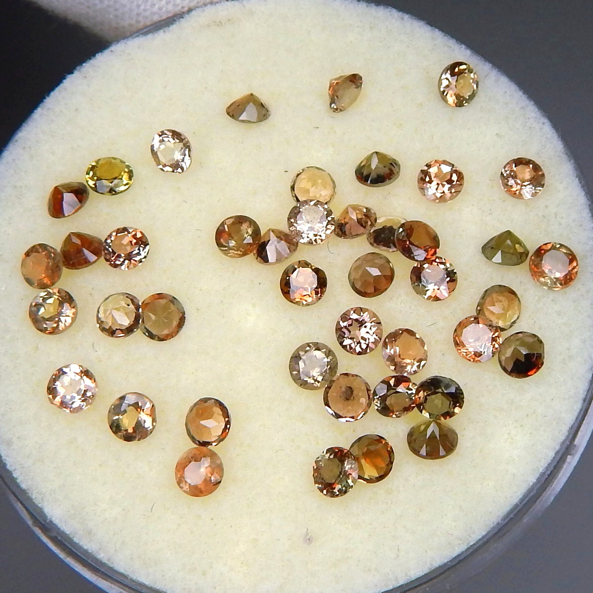 Lot of 10 Andalusite Pleochroic Flash Natural Mined Unheated 3mm Faceted Round