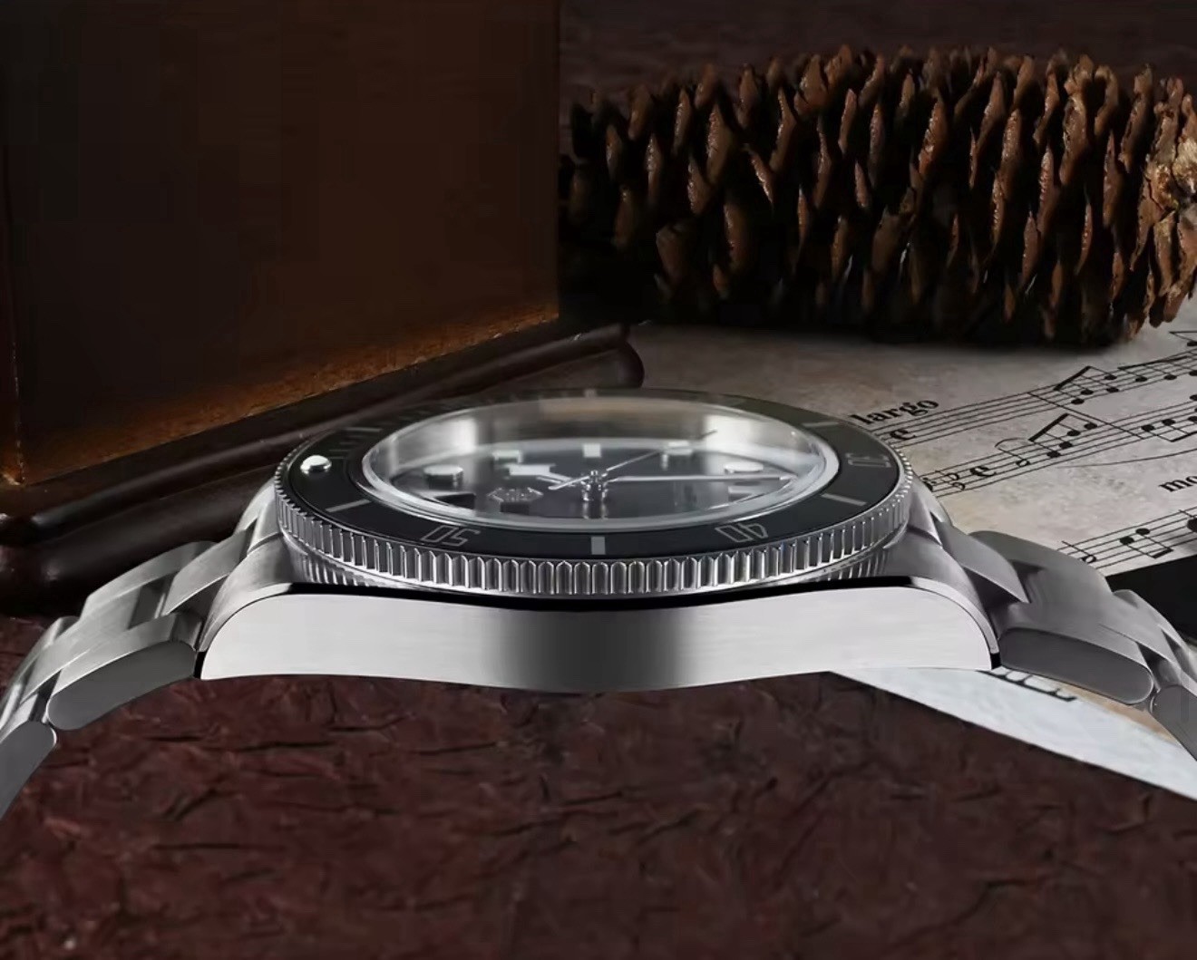 San Martin 40mm Automatic NH35A Sapphire Black Dial 2