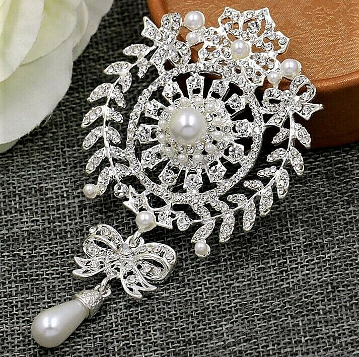 Massive ELEGANT Silver Pearl & RHINESTONE Vintage Inspired Glamor RUNWAY Brooch