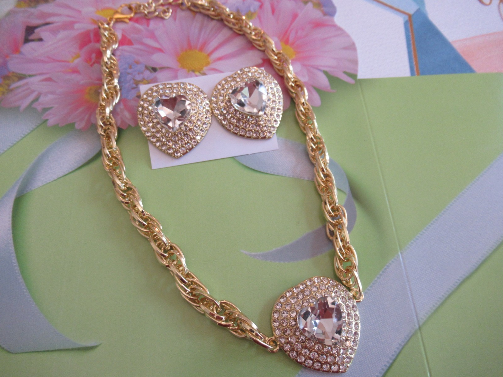 LOVELY THICK STRAND CRYSTAL HEART SHAPE CHOKER NECKLACE & EARRINGS SET NEW