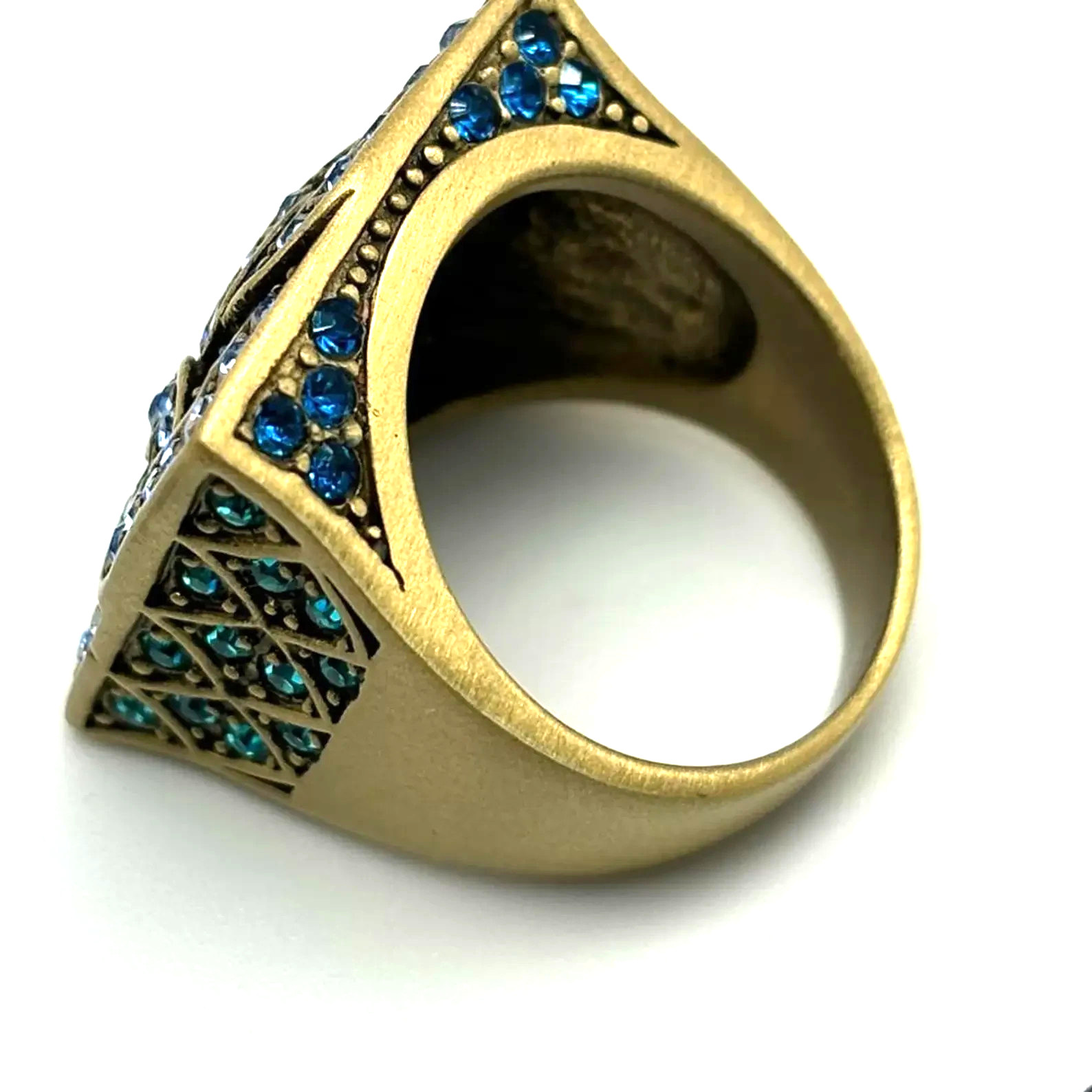 LA VINTAGE KATHY LEVINE SQUARE SHADES OF BLUE RHINESTONE SERENDIPITY RING 7 LN