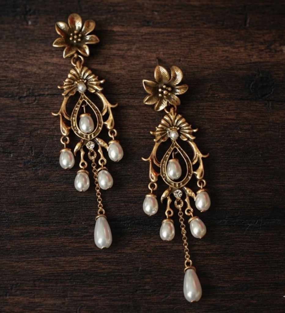 Medieval Antique Earrings Flower Pearl Chain Boho Gold Court VTG Stud Retro