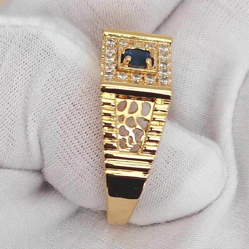 0.89Ct Natural Blue Sapphire & Diamond Men’s Engagement Ring in 14K Yellow Gold