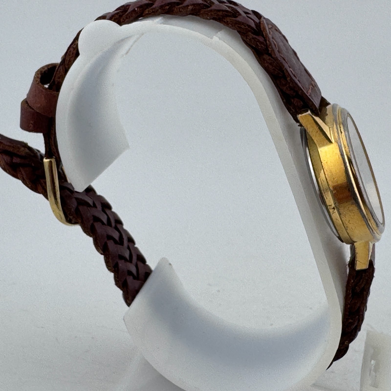VTG Armitron Quartz Watch Women Moon Phase Gold Tone Leather Analog New Batter