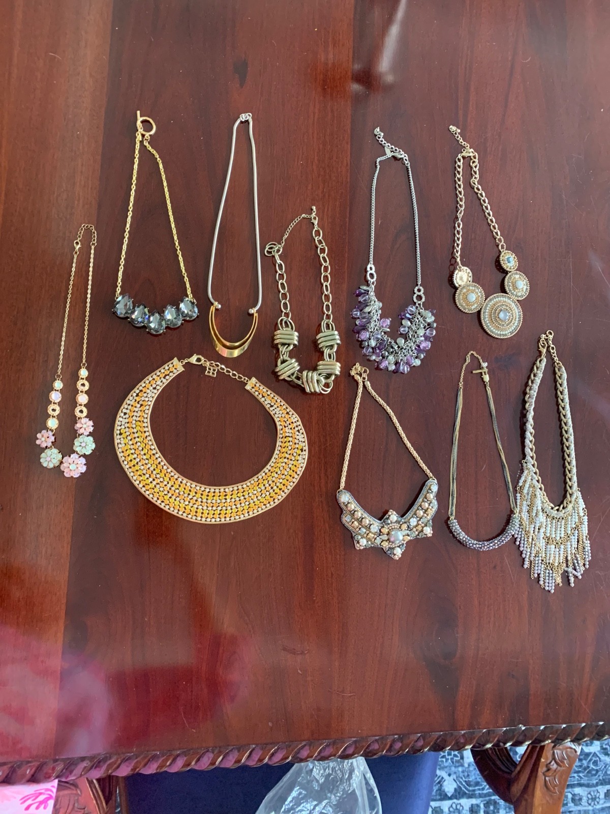 10 BOLD NECKLACES! FASHION BLING, BIBB AND BEAUTIFUL STYLES IN VARIOUS LENGTHS!!