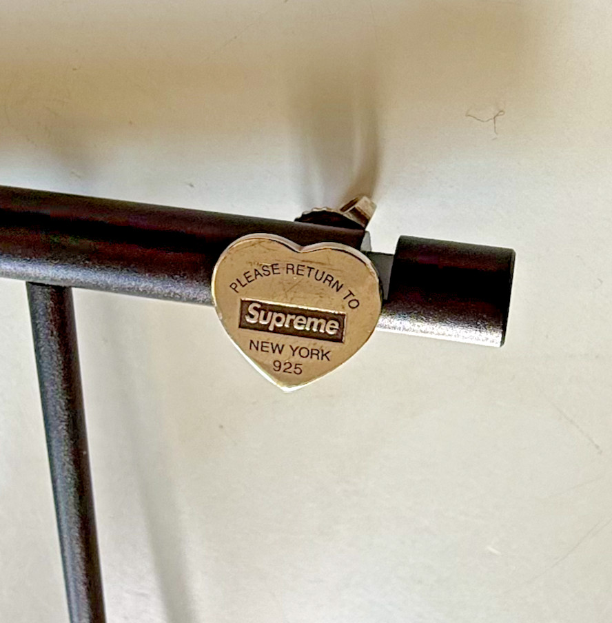 SUPREME NY X TIFFANY & CO. HEART TAG STERLING SILVER SINGLE STUD EARRING 2021