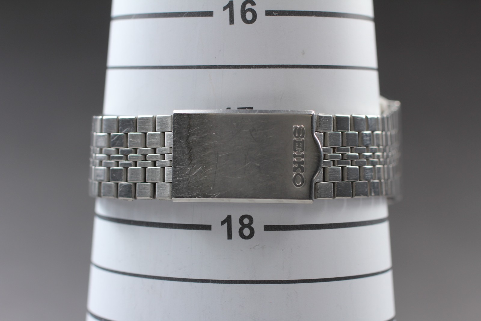 [Exc+5] Vintage Seiko Silver Wave 7121-701A Quartz Mens Watch From JAPAN