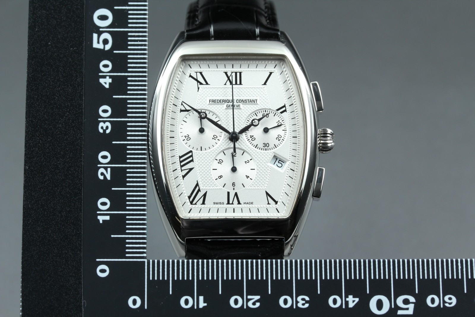Frederique Constant Tonneau FC292X4T5/6 Chronograph Date Quartz Swiss Made Watch