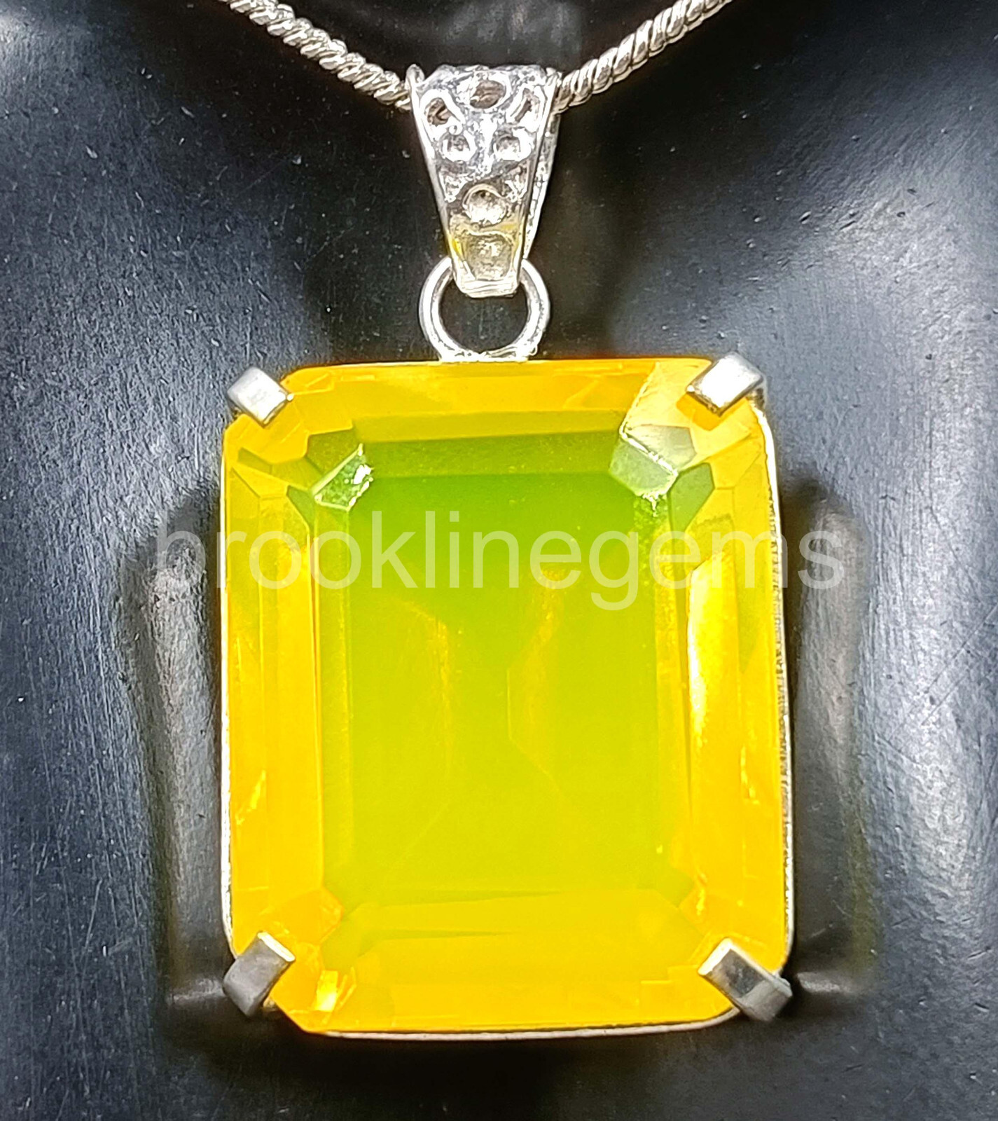 101.60 Ct Natural Yellow Emerald Cut Opal 925 Solid Silver Pendant Gemstone 5ARU