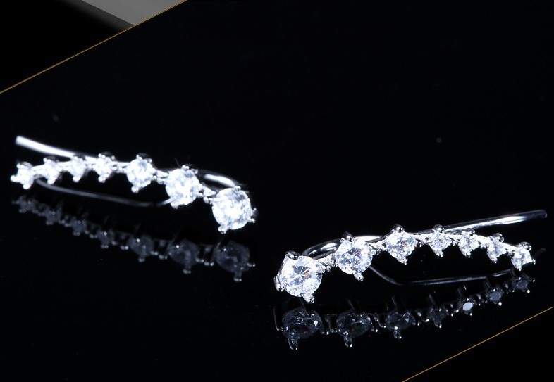 Women 925 Sterling Silver Ear Crawler Cuff Climber Hoop Pierced Earrings K50